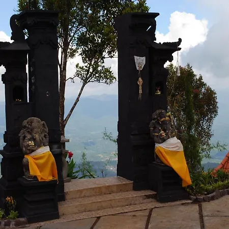 The Kasan Green Hill Villas